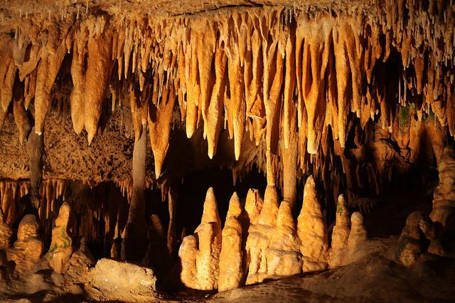 stalaktiti-i-stalagmiti-v-chem-raznica.jpg